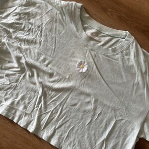 Hollister Woman’s Boxy Daisy Crop Top, 100% Cotton, Size: M - EUC